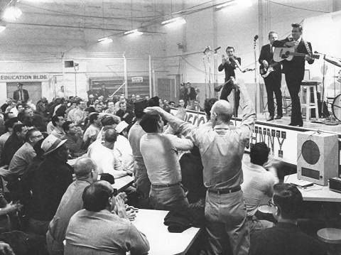 ASJohnnyCashPerformingatFolsomPrison1968.jpg