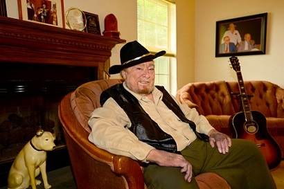 ASMacWisemanPromoPhoto.jpg