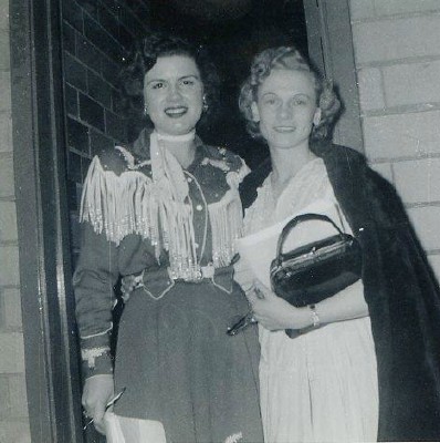 ASPatsyClineandJeanSheppardRarePhoto.jpg