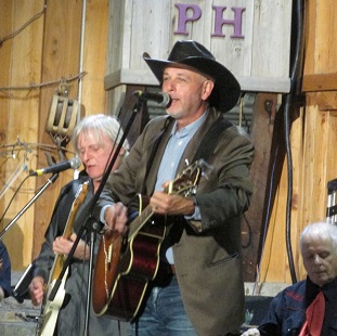 ASRobKirkhamPerformingatPurpleHillOct2026.jpg