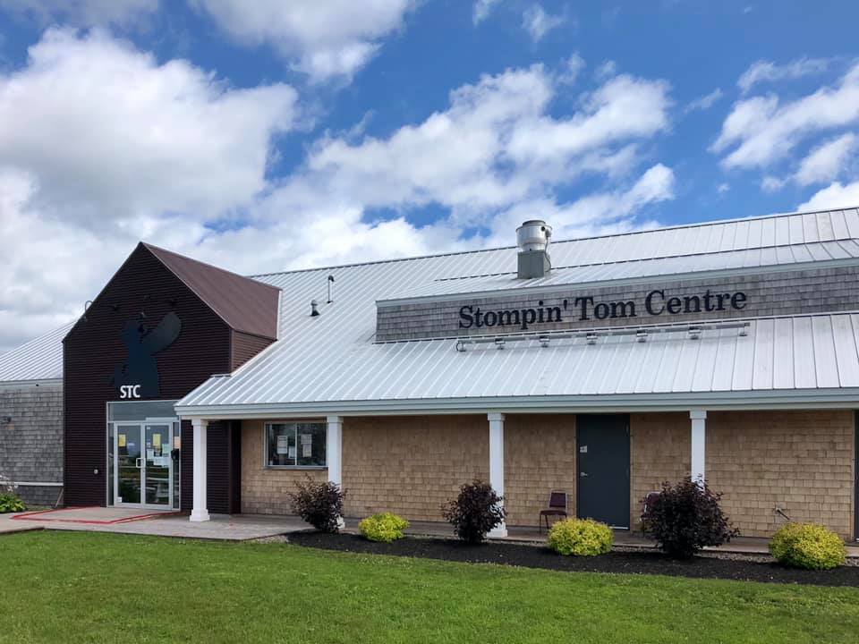 ASStompinTomCenter2020.jpg